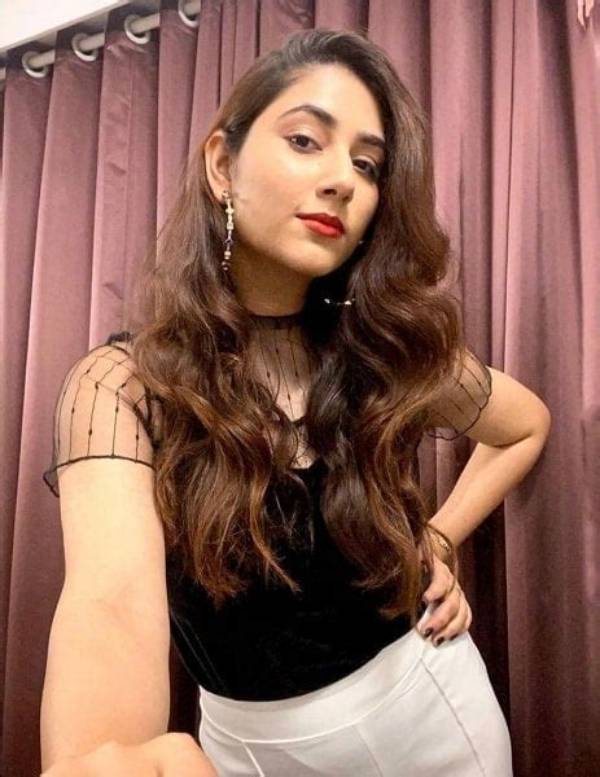 Disha Parmar Net Worth - Wiki, Age, Weight and Height, Relationships, Family, and More