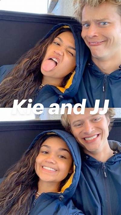 Do Jj and Kie Get Together in Outer Banks Season 2?