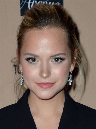 Does ‘Loot’ Actress Stephanie Styles Have Any Relation to Harry Styles? Fans Want to Know