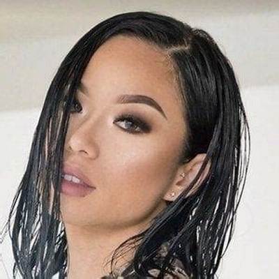 Donnah Pham - Age, Family, Bio
