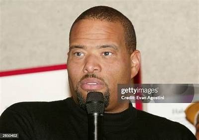 Doug Banks - Trivia, Family, Bio