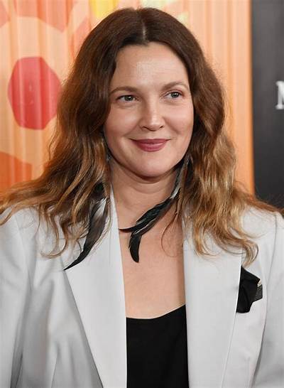 Drew Barrymore: ‘Now It’s My Life Mission to Figure Out’ Dining Rooms