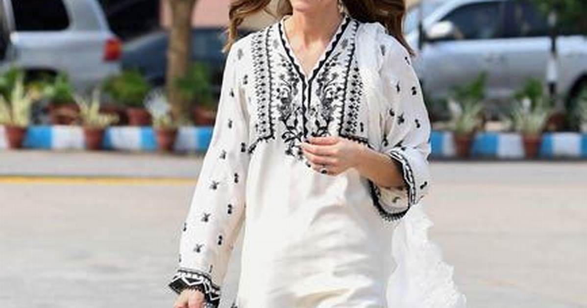 Duchess Kate Wore a Gorgeous Kurta & Another Catherine Walker in Islamabad