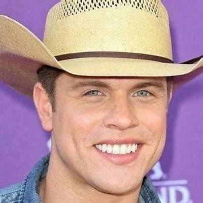 Dustin Lynch - Age, Family, Bio