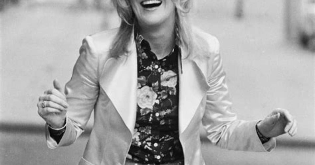 Dusty Springfield Net Worth - Wiki, Age, Weight and Height, Relationships, Family, and More
