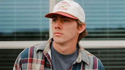 Dylan Edwards Height, Weight, Net Worth, Age, Birthday, Wikipedia, Who, Nationality, Biography