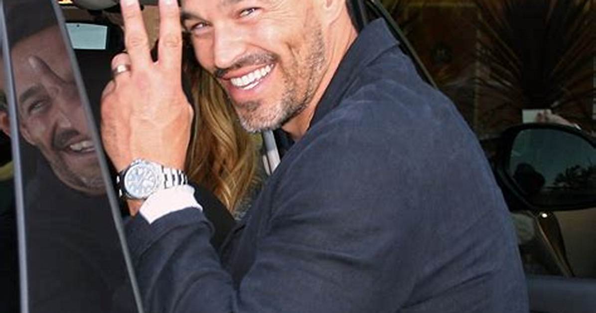 Eddie Cibrian Wasn’t Wearing His Wedding Ring Yesterday. Cough Cough.