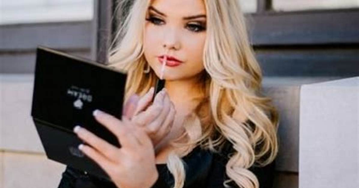 Eden Wood Net Worth - Wiki, Age, Weight and Height, Relationships, Family, and More