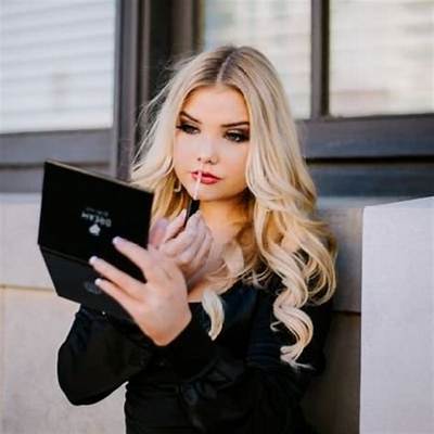 Eden Wood Net Worth - Wiki, Age, Weight and Height, Relationships, Family, and More