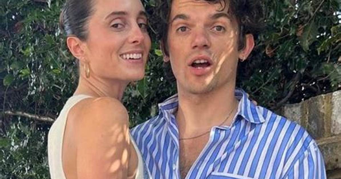 Edward Bluemel Girlfriend Mary Beth Barone Is a Multitalented Entertainer