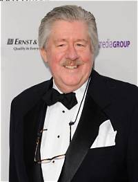 Edward Herrmann Net Worth - Wiki, Age, Weight and Height, Relationships, Family, and More