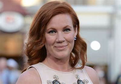 Elisa Donovan Height, Weight, Net Worth, Age, Birthday, Wikipedia, Who, Instagram, Biography