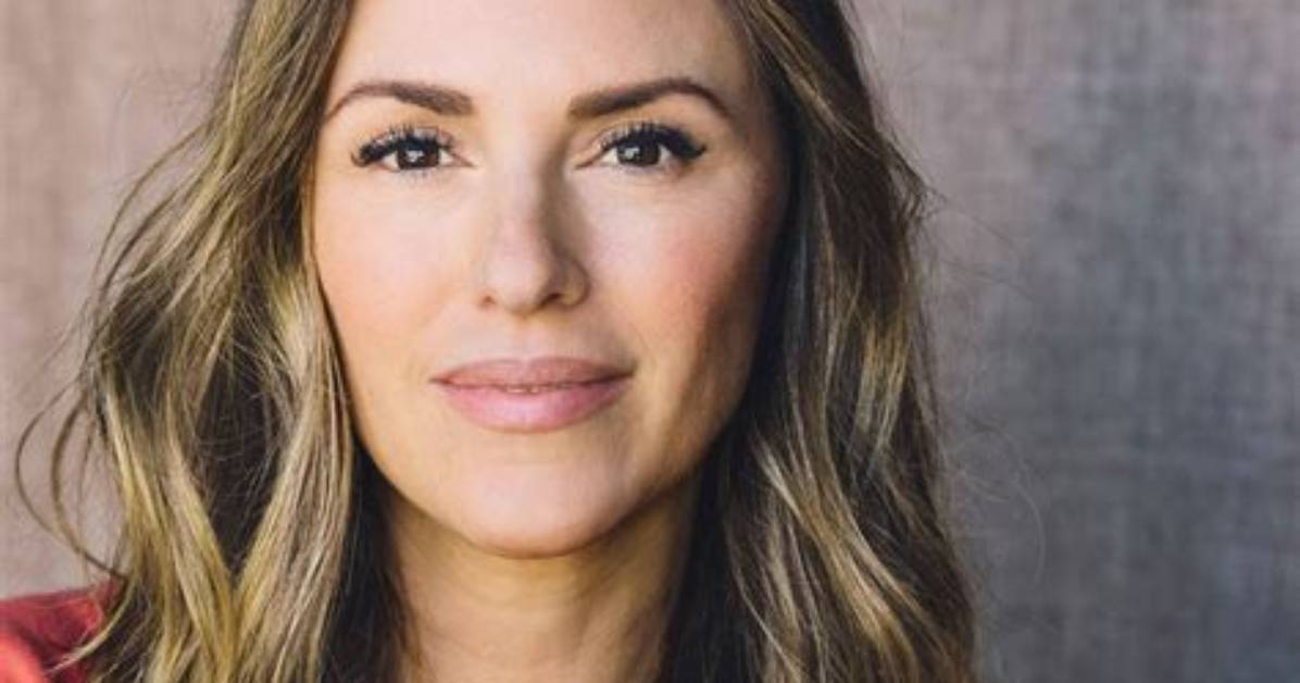 Elizabeth Hendrickson Bio (Wiki)