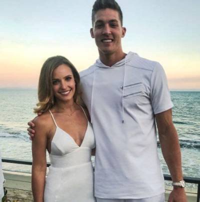 Elle Bielfeldt, Wife of Meyers Leonard Is a Entrepreneur! Know Her Net Worth, Age, Job, Business, Basketball, & Others.
