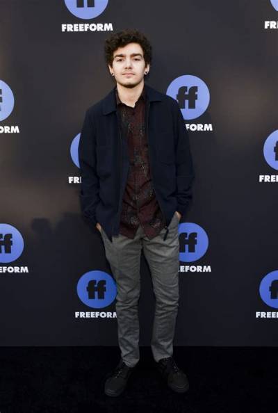 Elliot Walker Height, Weight, Net Worth, Age, Birthday, Wikipedia, Who, Instagram, Biography