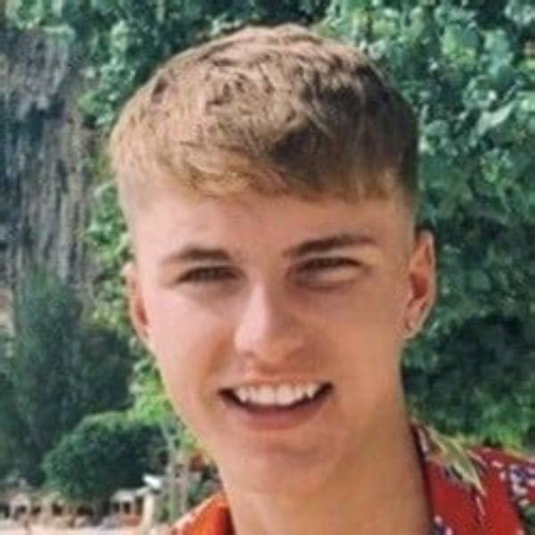 Elliott Cantwell - Age, Family, Bio