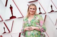 Emerald Fennell Height, Weight, Net Worth, Age, Birthday, Wikipedia, Who, Nationality, Biography