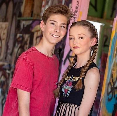 Emily Dobson Height, Age, Boyfriend, Biography, Wiki, Net Worth
