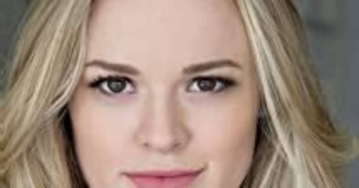 Emily Topper - Age, Family, Bio