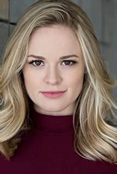 Emily Topper - Age, Family, Bio