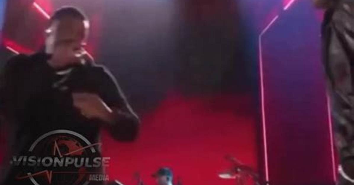 Eminem Threatens to Release Nude Pics of Mariah Carey (Update: Song)