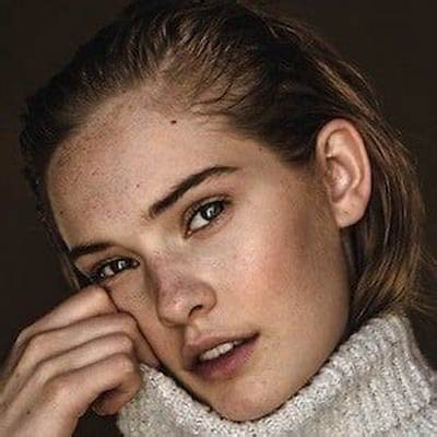Emma Delury Height, Weight, Net Worth, Age, Birthday, Wikipedia, Who, Nationality, Biography