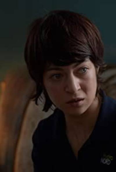 Emmanuelle Lussier-Martinez Height, Weight, Net Worth, Age, Birthday, Wikipedia, Who, Nationality, Biography