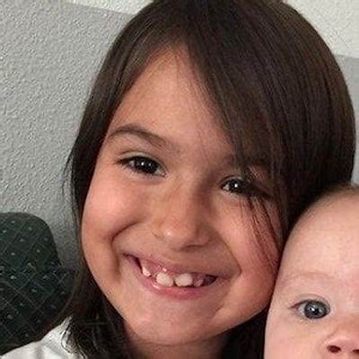 Emmy Noelle - Age, Family, Bio