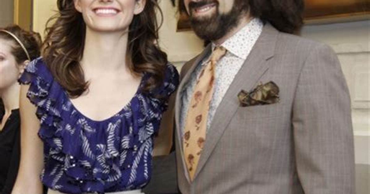 Emmy Rossum (24) & Adam Duritz (46) Were Done Two Months Ago