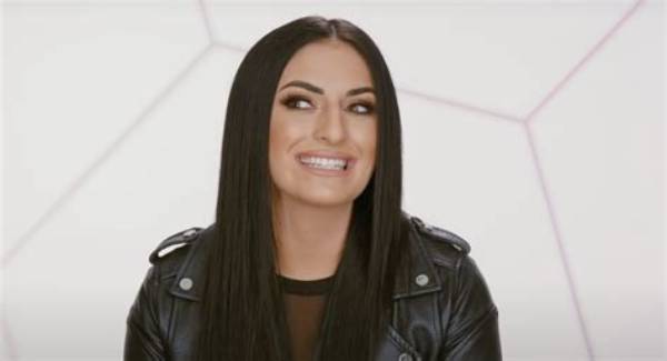Engaged! Wwe Star Daria Berenato Announced Her Engagement to Girlfriend, Toni Cassano, a Year After Dating