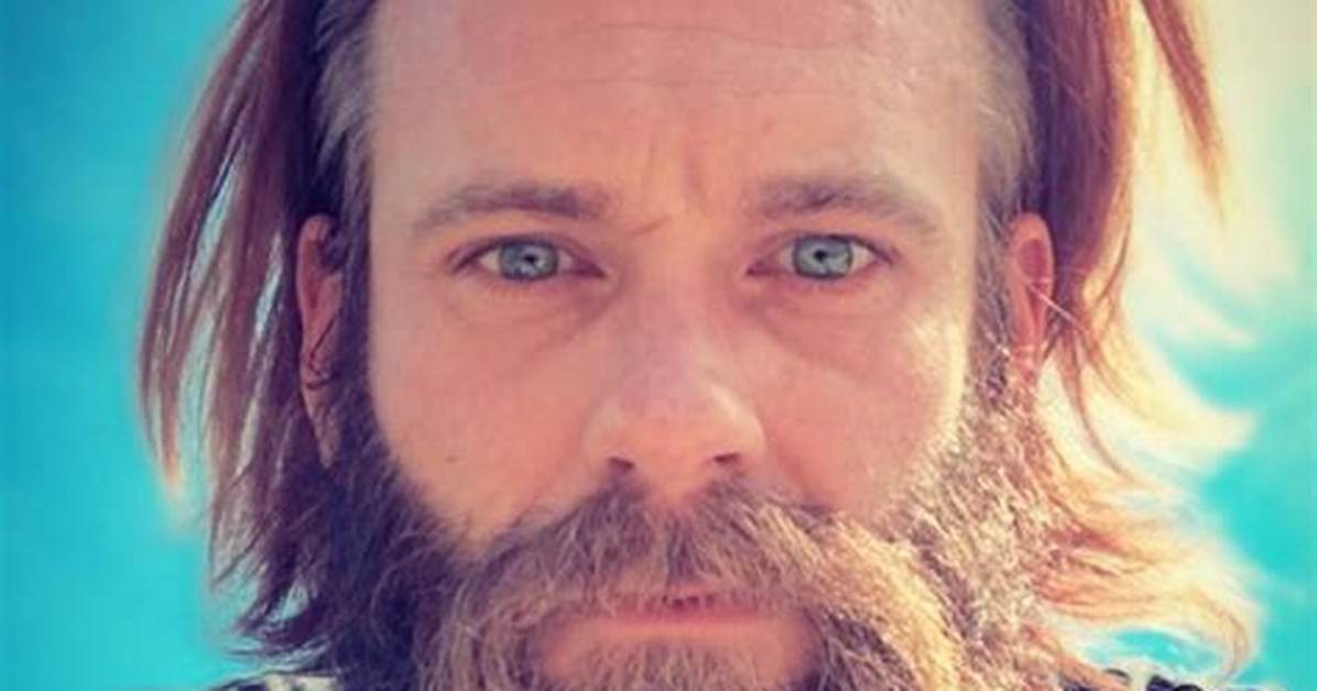 Eric Johnson Bio (Wiki)