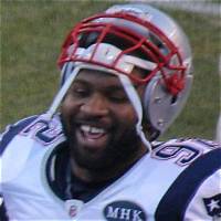 Eric Moore (Football Player) - Age, Family, Bio