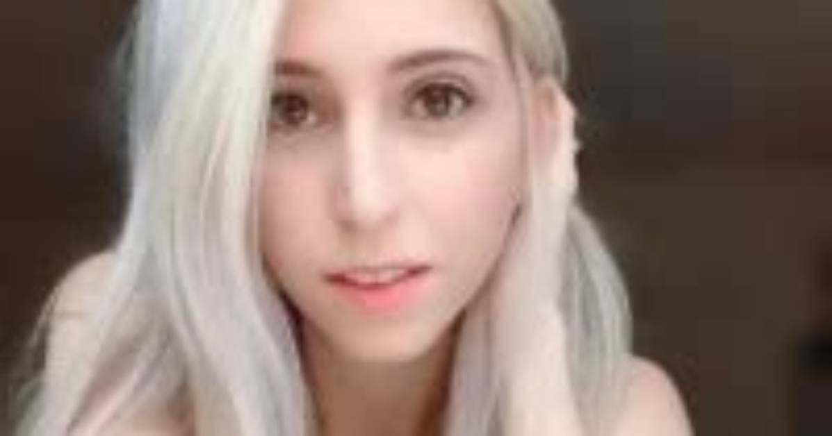 Erika Harlacher - Age, Family, Bio