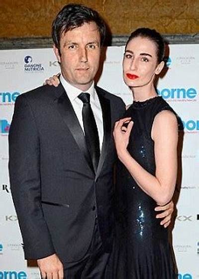 Erin O'connor Married, Husband, Children, Boyfriend, Affairs & Net Worth