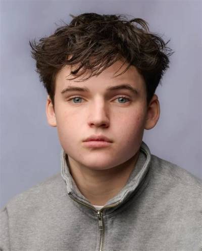 Evan Neal Height, Weight, Net Worth, Age, Birthday, Wikipedia, Who, Nationality, Biography