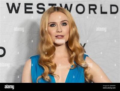 Evan Rachel Wood in Zuhair Murad at the ‘Westworld’ Premiere: Cute or Blah?