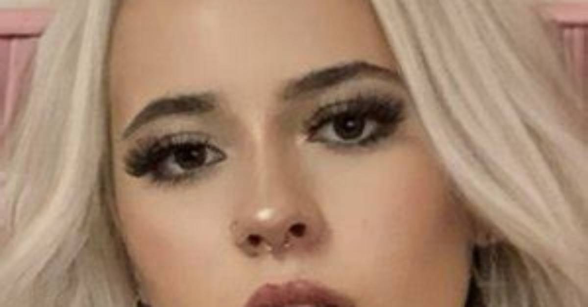 Eve Simone - Age, Family, Bio
