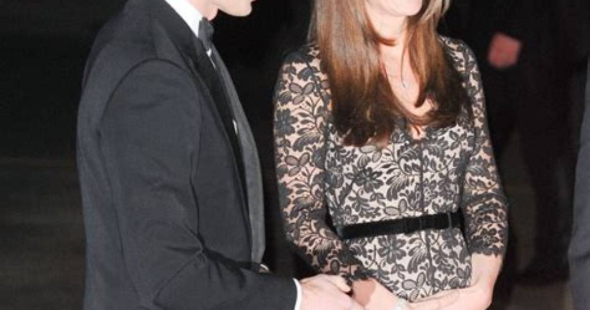 Exhausted & Overworked, Prince William & Kate Flew to Maldives for a Nice Vacay