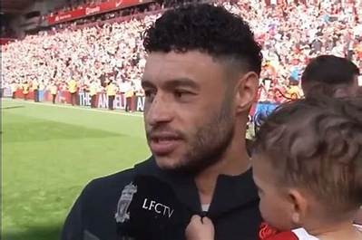 Fans Shocked at Oxlade’s Singing Prowess at a Recent Event