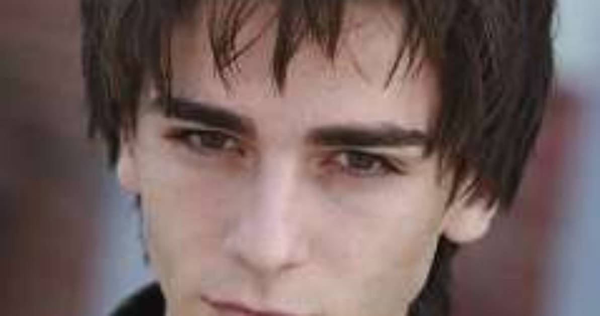 Felix Ryan - Age, Family, Bio