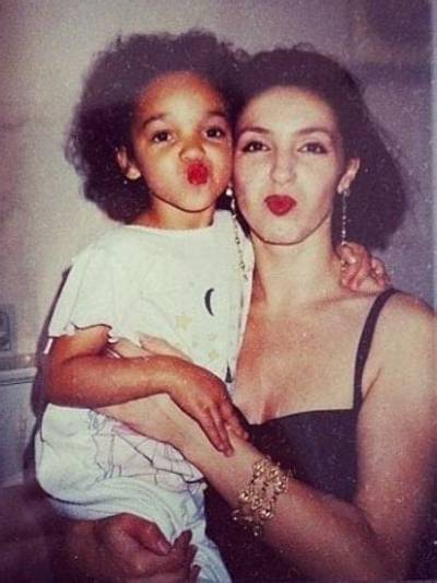 Fka Twigs - Age, Family, Bio