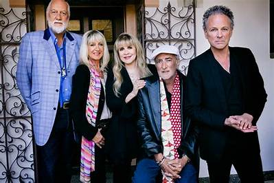 Fleetwood Mac Announce Tour with Christine Mcvie