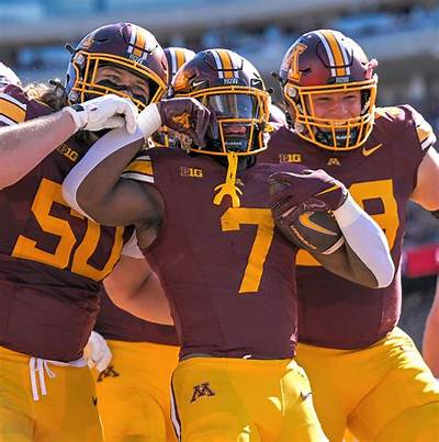 Football Players Born in Minnesota