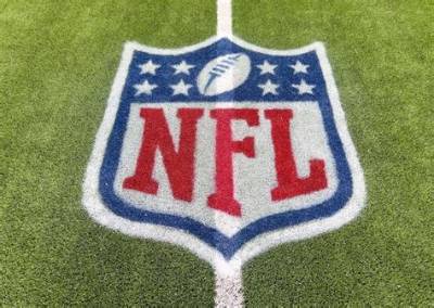 Football Players Born in South Dakota