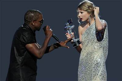 Forget Taylor Swift and Kanye This Mic Steal at the Grammys Is in the History Books