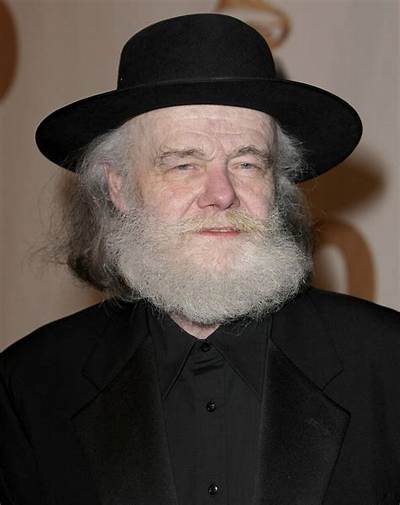 Garth Hudson Net Worth - Wiki, Age, Weight and Height, Relationships, Family, and More