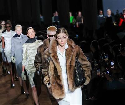 Gigi Hadid: Paris Designers Didn’t Want to Hire Me When I Had ‘My Volleyball Body’