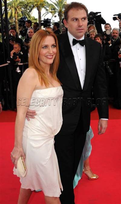 Gillian Anderson Pregnant with Third Child