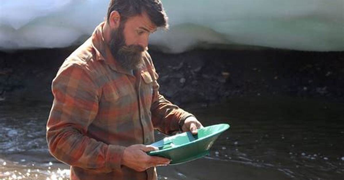 ‘Gold Rush’ ‘S Fred Lewis Calls Transition from Military to Civilian Life ‘One of the Hardest Things’