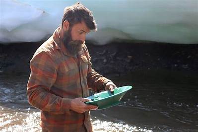 ‘Gold Rush’ ‘S Fred Lewis Calls Transition from Military to Civilian Life ‘One of the Hardest Things’